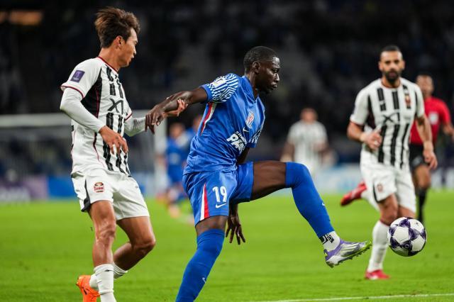 开云平台-【亚冠精英】阿苏埃头球路易斯建功 申花2比0首尔