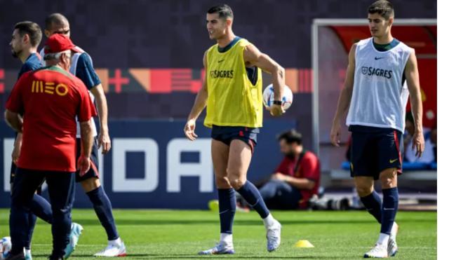 开云平台-【前瞻】染黄B费轮休C罗上 葡萄牙20年后复仇韩国？