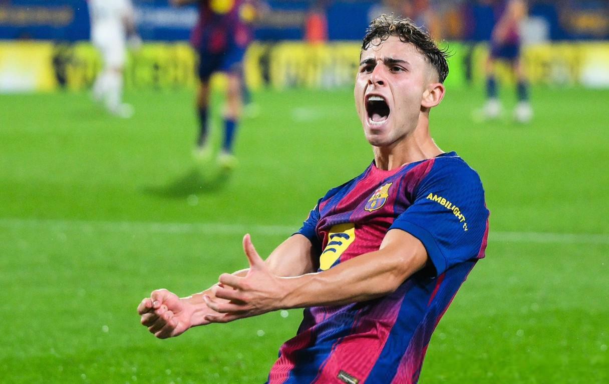 kaiyun-10球10助，费尔明是巴萨队史第三位单赛季进球助攻两双的中场