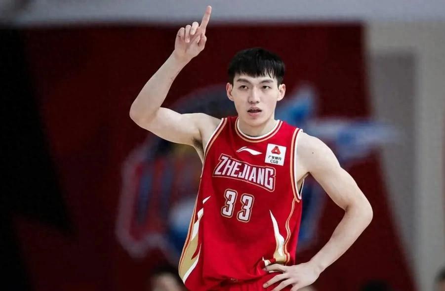 开云官网-拿600万，全场4中1，正负值-22！球迷：最水MVP没有之一