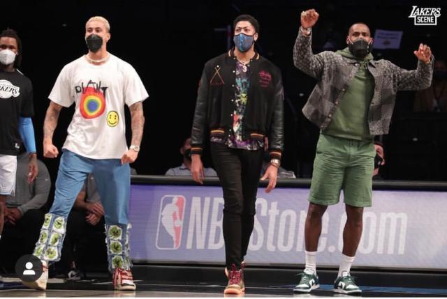 kaiyun-两人被驱逐成转折 湖人二队客场狂胜双核篮网！